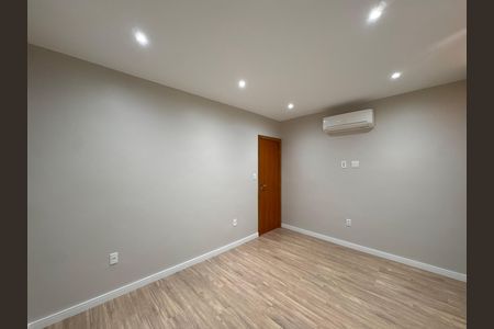 Apartamento à venda com 270m², 4 quartos e 1 vagaQuarto