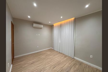 Apartamento à venda com 270m², 4 quartos e 1 vagaQuarto