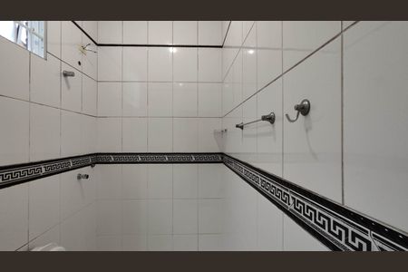 Casa para alugar com 110m², 2 quartos e 3 vagasBanheiro da Suíte