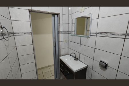 Casa para alugar com 110m², 2 quartos e 3 vagasBanheiro Social