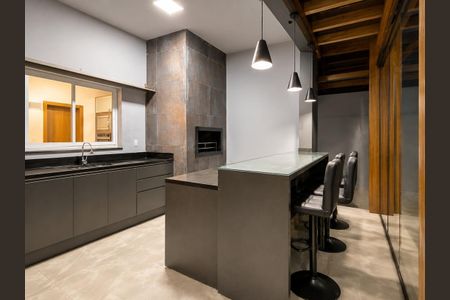 Casa para alugar com 180m², 3 quartos e 1 vaga