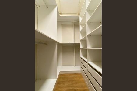 Casa para alugar com 180m², 3 quartos e 1 vaga Casa para alugar com 180m², 3 quartos e 1 vagaCloset