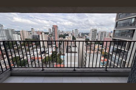 Apartamento à venda com 42m², 2 quartos e sem vaga Apartamento à venda com 42m², 2 quartos e sem vagaVaranda
