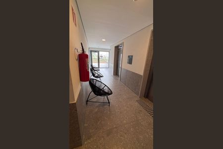 Apartamento à venda com 42m², 2 quartos e sem vaga Apartamento à venda com 42m², 2 quartos e sem vagaCorredor