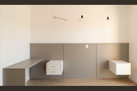 Casa de condomínio para alugar com 219m², 3 quartos e 4 vagas Casa de condomínio para alugar com 219m², 3 quartos e 4 vagasQuarto 3