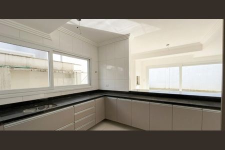 Casa de condomínio para alugar com 219m², 3 quartos e 4 vagas Casa de condomínio para alugar com 219m², 3 quartos e 4 vagasCozinha