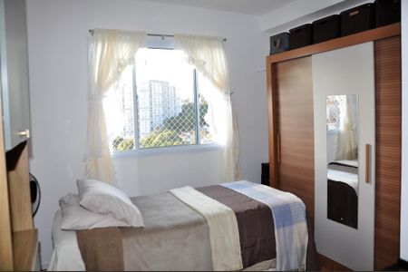 Kitnet / studio - Quarto, Cozinha e Área de Serviço de kitnet/studio para alugar com 1 quarto, 17m² em Chácara Inglesa, São Paulo
