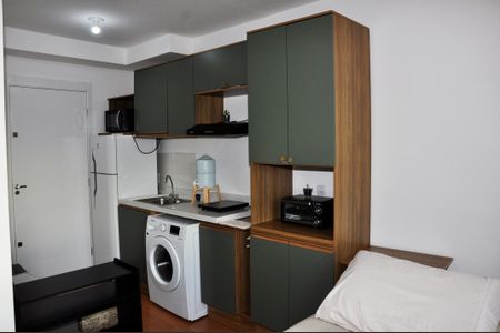 Studio à venda com 17m², 1 quarto e sem vaga Studio à venda com 17m², 1 quarto e sem vagaKitnet / studio - Quarto, Cozinha e Área de Serviço
