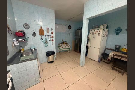 Casa para alugar com 500m², 3 quartos e 1 vaga Casa para alugar com 500m², 3 quartos e 1 vagaCozinha