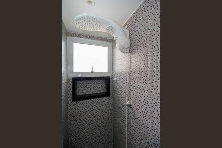 Apartamento à venda com 87m², 2 quartos e 1 vaga Apartamento à venda com 87m², 2 quartos e 1 vagaBanheiro
