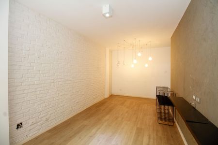 Apartamento à venda com 87m², 2 quartos e 1 vaga Apartamento à venda com 87m², 2 quartos e 1 vagaSala