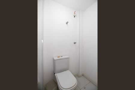 Apartamento à venda com 87m², 2 quartos e 1 vaga Apartamento à venda com 87m², 2 quartos e 1 vagaBanheiro de Serviço