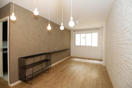 Apartamento à venda com 87m², 2 quartos e 1 vaga Apartamento à venda com 87m², 2 quartos e 1 vagaSala