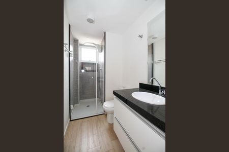 Apartamento à venda com 87m², 2 quartos e 1 vaga Apartamento à venda com 87m², 2 quartos e 1 vagaBanheiro