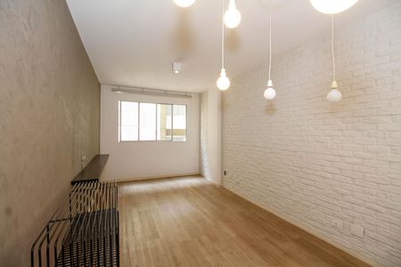 Apartamento à venda com 87m², 2 quartos e 1 vaga Apartamento à venda com 87m², 2 quartos e 1 vagaSala