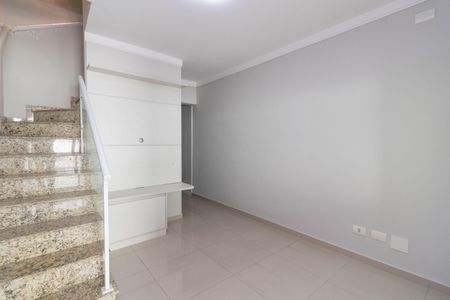 Sala de casa de condomínio para alugar com 2 quartos, 62m² em Jardim Popular, São Paulo