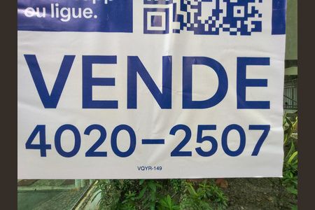 Apartamento à venda com 70m², 2 quartos e 1 vaga Apartamento à venda com 70m², 2 quartos e 1 vagaPlaca