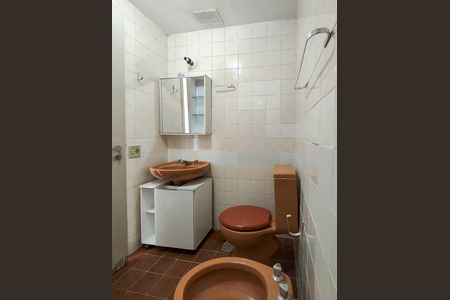 Apartamento à venda com 70m², 2 quartos e 1 vaga Apartamento à venda com 70m², 2 quartos e 1 vagaBanheiro da Suíte