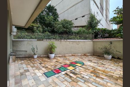 Apartamento à venda com 70m², 2 quartos e 1 vaga Apartamento à venda com 70m², 2 quartos e 1 vagaÁrea comum - Playground