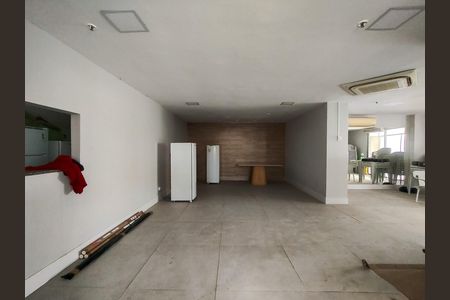 Apartamento à venda com 70m², 2 quartos e 1 vaga Apartamento à venda com 70m², 2 quartos e 1 vagaÁrea comum - Salão de festas