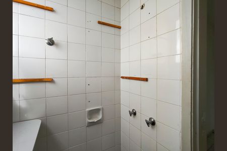 Apartamento à venda com 70m², 2 quartos e 1 vaga Apartamento à venda com 70m², 2 quartos e 1 vagaBanheiro de serviço