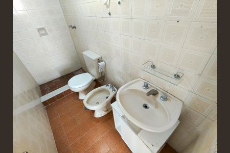 Apartamento à venda com 70m², 2 quartos e 1 vaga Apartamento à venda com 70m², 2 quartos e 1 vagaBanheiro Corredor