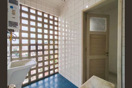 Apartamento à venda com 70m², 2 quartos e 1 vaga Apartamento à venda com 70m², 2 quartos e 1 vagaÁrea de Serviço