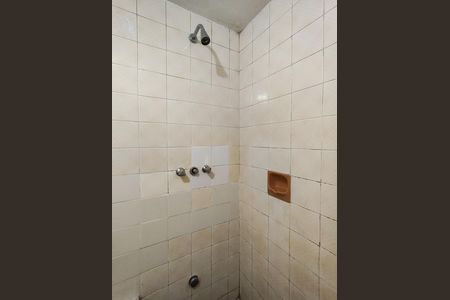 Apartamento à venda com 70m², 2 quartos e 1 vaga Apartamento à venda com 70m², 2 quartos e 1 vagaBanheiro da Suíte