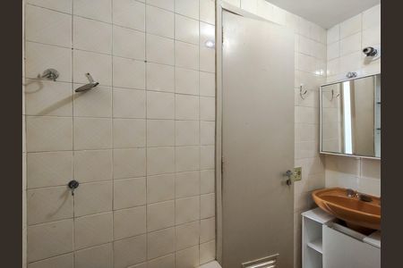Apartamento à venda com 70m², 2 quartos e 1 vaga Apartamento à venda com 70m², 2 quartos e 1 vagaBanheiro da Suíte