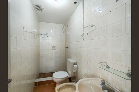 Apartamento à venda com 70m², 2 quartos e 1 vaga Apartamento à venda com 70m², 2 quartos e 1 vagaBanheiro Corredor