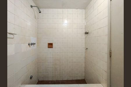 Apartamento à venda com 70m², 2 quartos e 1 vaga Apartamento à venda com 70m², 2 quartos e 1 vagaBanheiro da Suíte