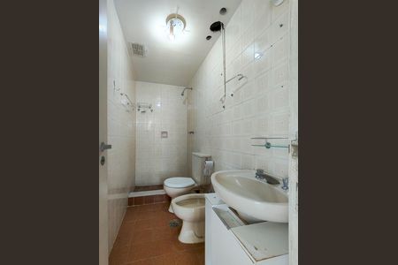Apartamento à venda com 70m², 2 quartos e 1 vaga Apartamento à venda com 70m², 2 quartos e 1 vagaBanheiro Corredor