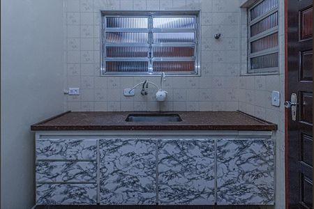 Casa para alugar com 70m², 2 quartos e 1 vaga Casa para alugar com 70m², 2 quartos e 1 vagacozinha e área de serviço compartilhadas_6