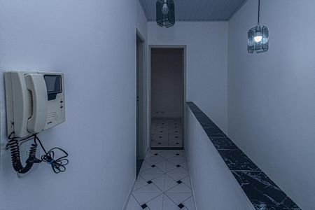 Casa para alugar com 70m², 2 quartos e 1 vaga Casa para alugar com 70m², 2 quartos e 1 vagacorredor para os cômodos_1