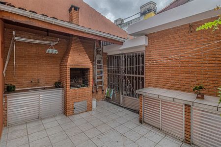 Casa para alugar com 70m², 2 quartos e 1 vaga Casa para alugar com 70m², 2 quartos e 1 vagaquintal com churrasqueira_3