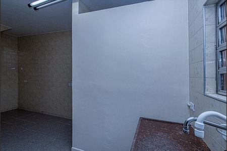Casa para alugar com 70m², 2 quartos e 1 vaga Casa para alugar com 70m², 2 quartos e 1 vagacozinha e área de serviço compartilhadas_4