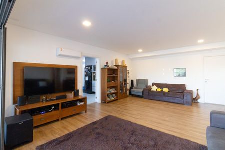 Apartamento para alugar com 155m², 3 quartos e 2 vagas Apartamento para alugar com 155m², 3 quartos e 2 vagasSala