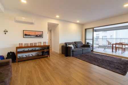 Apartamento para alugar com 155m², 3 quartos e 2 vagas Apartamento para alugar com 155m², 3 quartos e 2 vagasSala