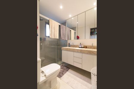 Apartamento para alugar com 155m², 3 quartos e 2 vagas Apartamento para alugar com 155m², 3 quartos e 2 vagasBanheiro da Suíte 3