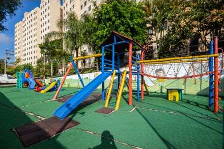 Apartamento para alugar com 50m², 2 quartos e sem vaga Apartamento para alugar com 50m², 2 quartos e sem vagaÁrea comum - Playground