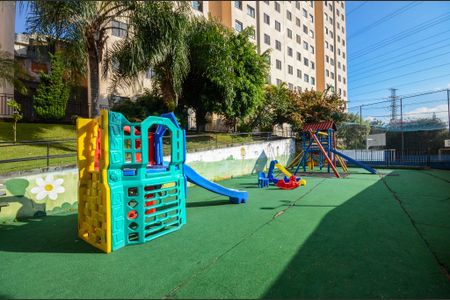 Apartamento para alugar com 50m², 2 quartos e sem vaga Apartamento para alugar com 50m², 2 quartos e sem vagaÁrea comum - Playground