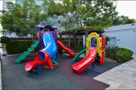 Apartamento para alugar com 167m², 3 quartos e 2 vagas