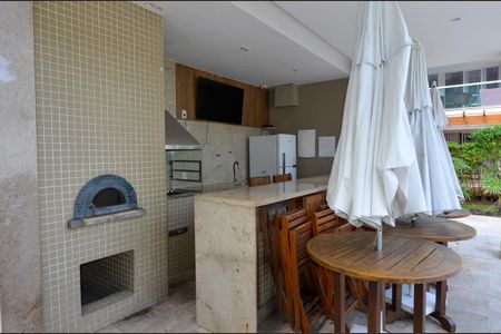 Apartamento para alugar com 167m², 3 quartos e 2 vagas