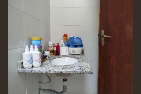 Casa para alugar com 127m², 3 quartos e 1 vaga Casa para alugar com 127m², 3 quartos e 1 vagaBanheiro 2