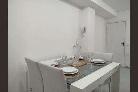 Casa para alugar com 127m², 3 quartos e 1 vaga Casa para alugar com 127m², 3 quartos e 1 vagaSala de jantar