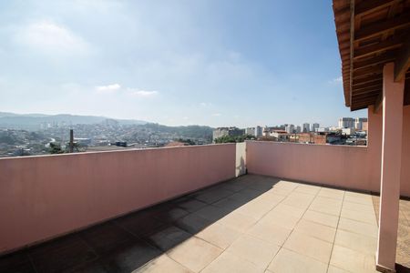 Casa à venda com 110m², 4 quartos e 4 vagas Casa à venda com 110m², 4 quartos e 4 vagasTERRAÇO E ÁREA GOURMET