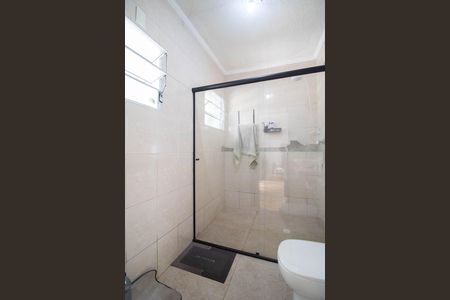 Casa à venda com 110m², 4 quartos e 4 vagas Casa à venda com 110m², 4 quartos e 4 vagasBANHEIRO SOCIAL
