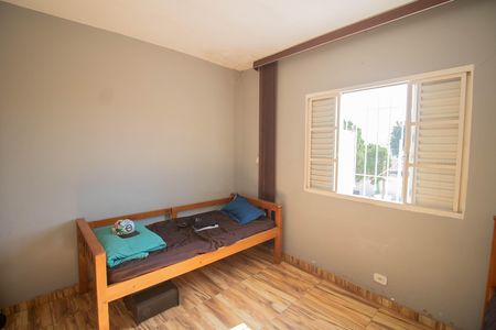Casa à venda com 110m², 4 quartos e 4 vagas Casa à venda com 110m², 4 quartos e 4 vagasQUARTO 1