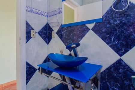 Casa para alugar com 168m², 3 quartos e 3 vagas Casa para alugar com 168m², 3 quartos e 3 vagasBanheiro 1
