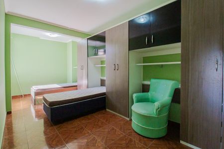 Casa para alugar com 168m², 3 quartos e 3 vagas Casa para alugar com 168m², 3 quartos e 3 vagasQuarto 2